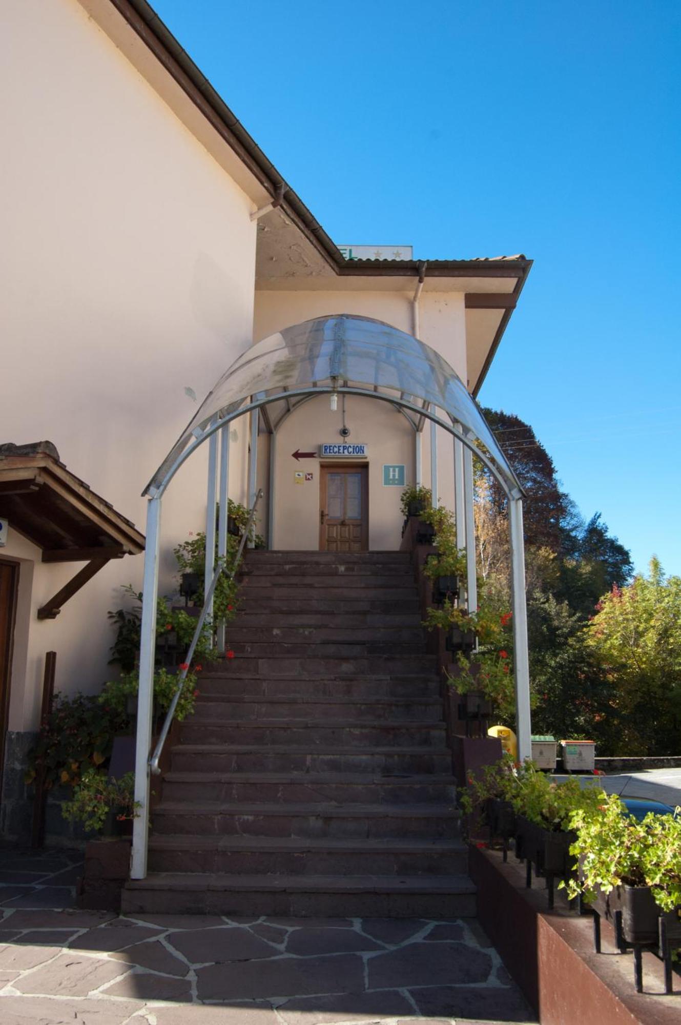 Hotel Urgaín Oronoz-Mugaire Exterior foto
